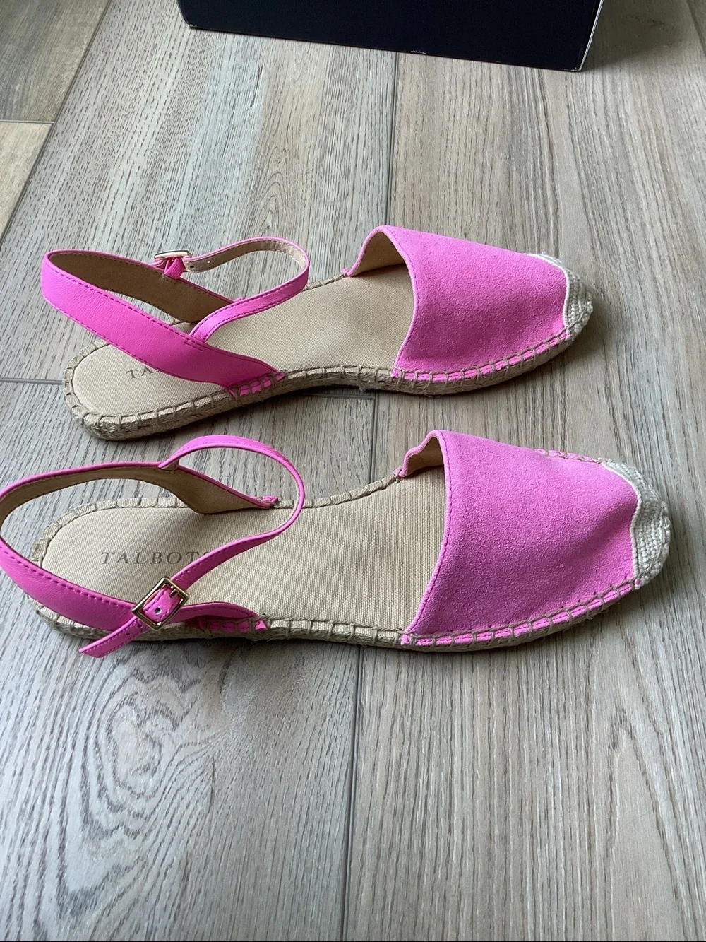 NIB Talbots Izzy D’Orsay Suede Espadrille Sandals Brilliant Pink Size 9.5